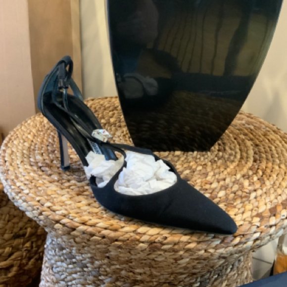 Manolo Blahnik Arianna Sz 38 Shoe - Picture 2 of 2